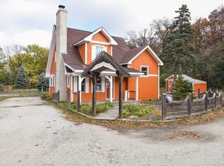 10660 71st St, Countryside, IL 60525