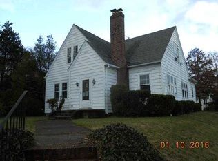 100 Sheridan Rd, Hamilton, NJ 08619