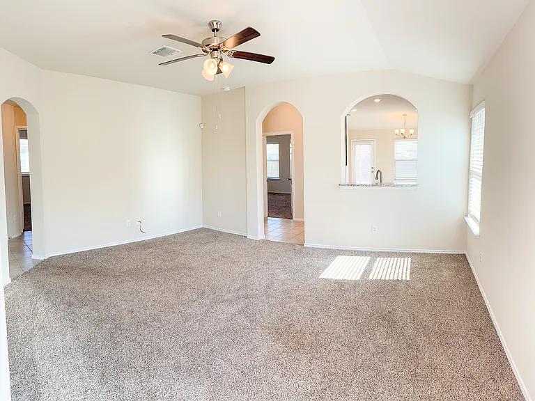 2025 Bee Creek Loop — Photo 3