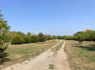 4575 66th St, Meriden, KS 66512