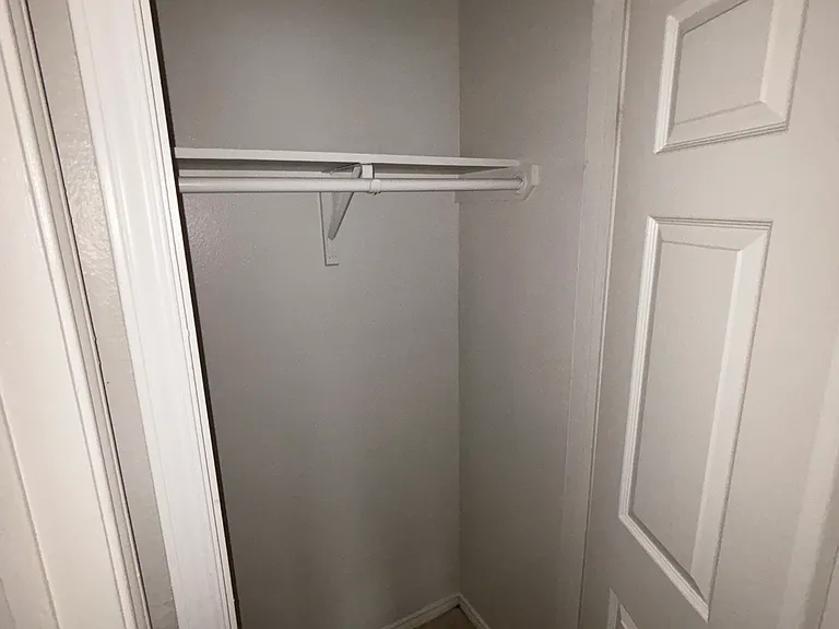 7575 Windsor Oaks #7575 — Photo 17