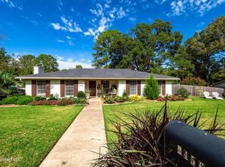 2456 Upper Dr, Pearl, MS 39208