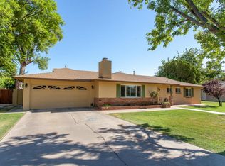 910 W Wagon Wheel Dr, Phoenix, AZ 85021