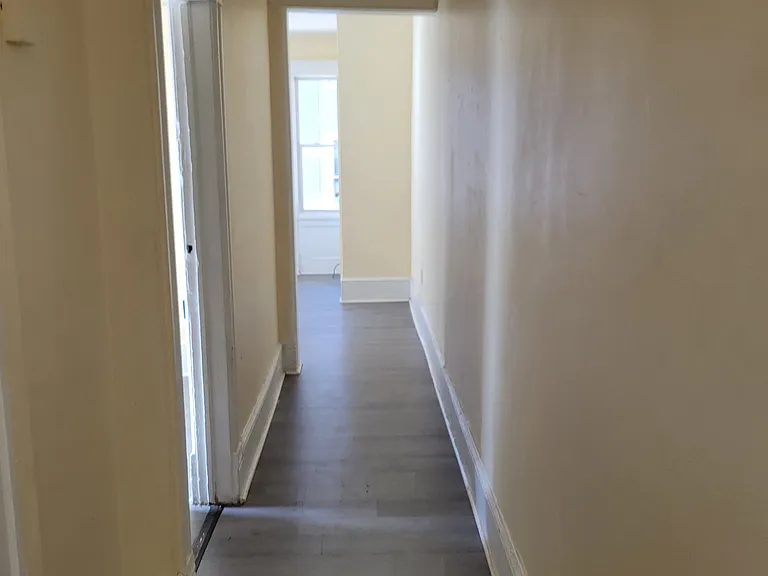 400 Church St #1 — Photo 2