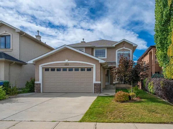 240 N Everglade Cir SW, Calgary, AB T2Y 4N5