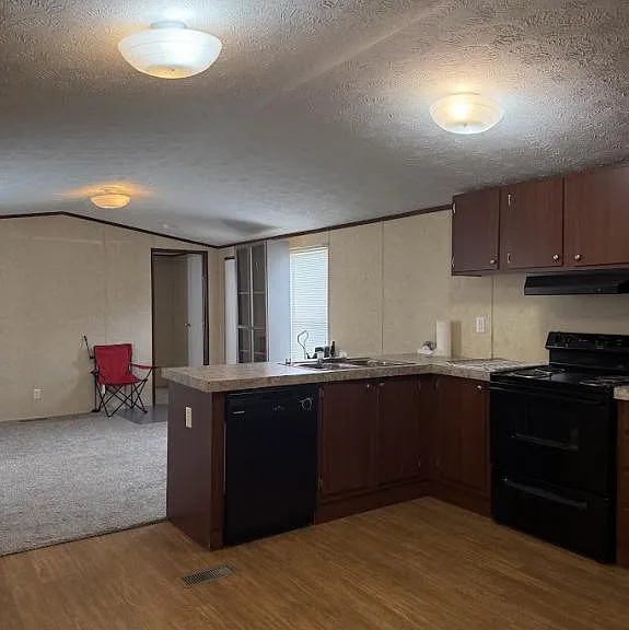 208 Overland Trl — Photo 7