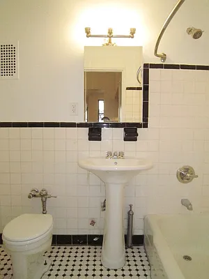 Rented by City Connections Realty | media 21