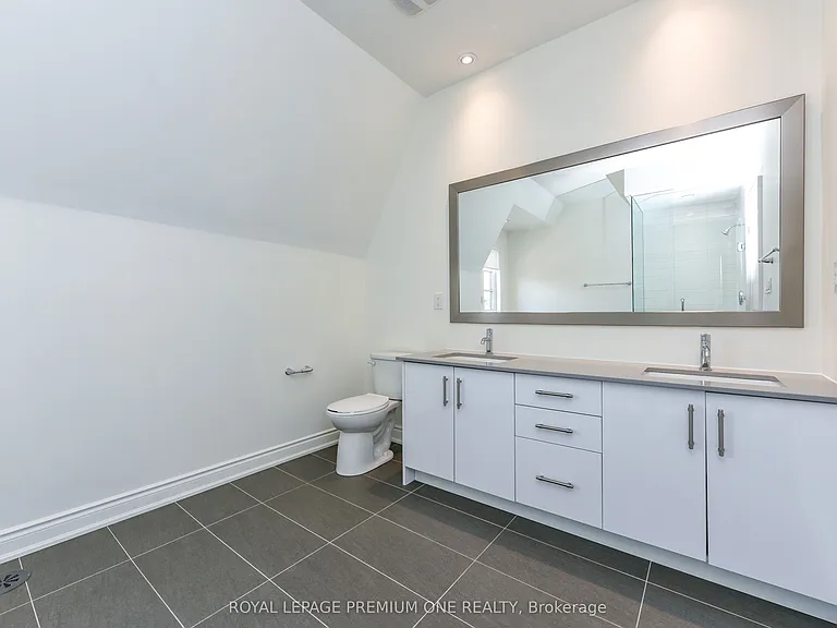 33 Salvador Allende Ct — Photo 17