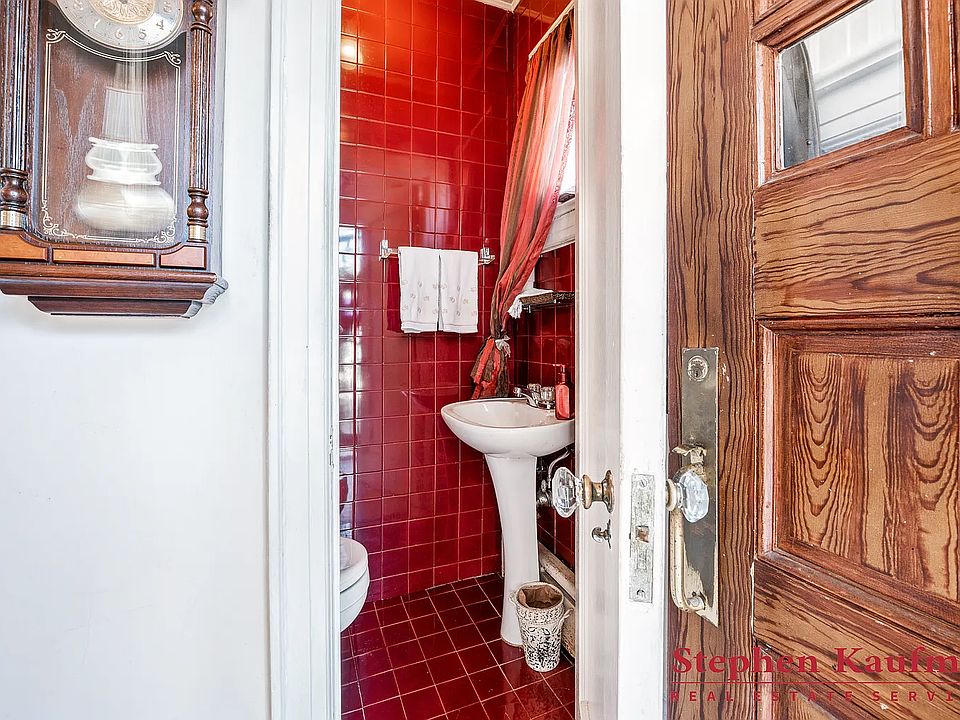 3350 Country Club Rd, Bronx, NY 10465 Zillow