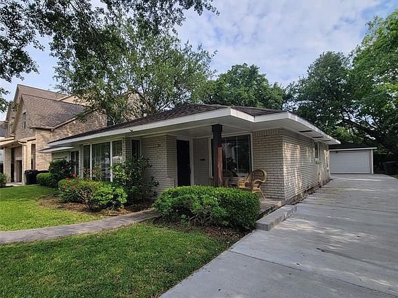2nd image of 3315 Glen Haven Blvd