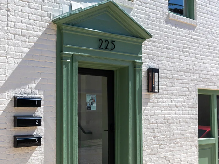 223-225 Henry St #1 — Photo 14