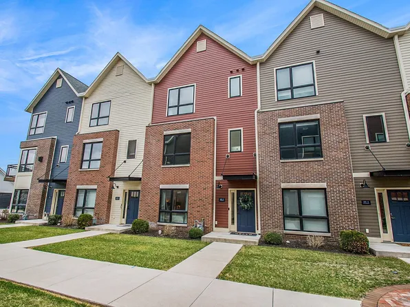 403 S Frances St Unit 3, South Bend, IN 46617