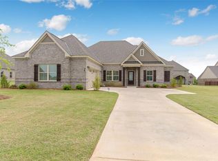 28 Boykin Lakes Ct, Pike Road, AL 36064