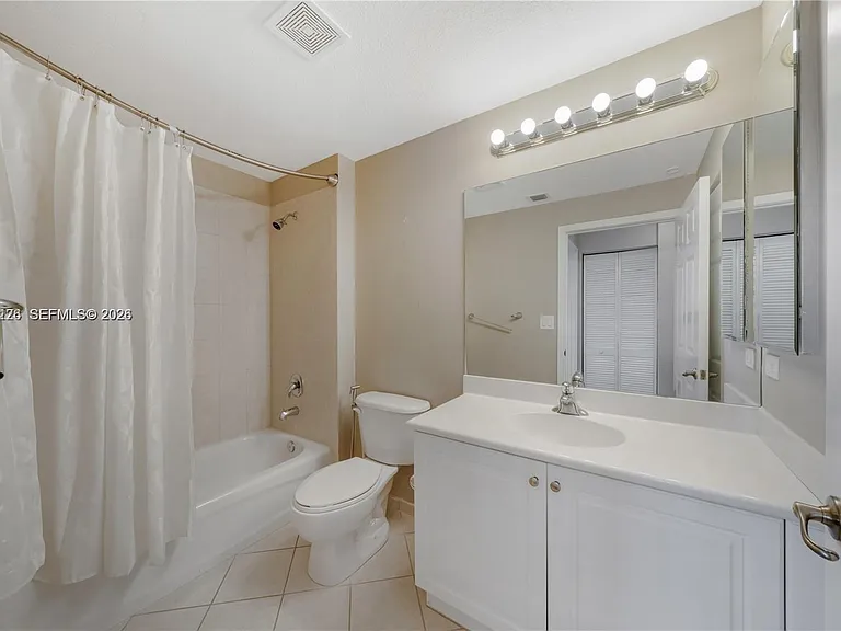 9021 SW 94th St #509 — Photo 17