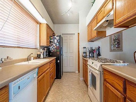 3rd image of 8596 E 26th Pl