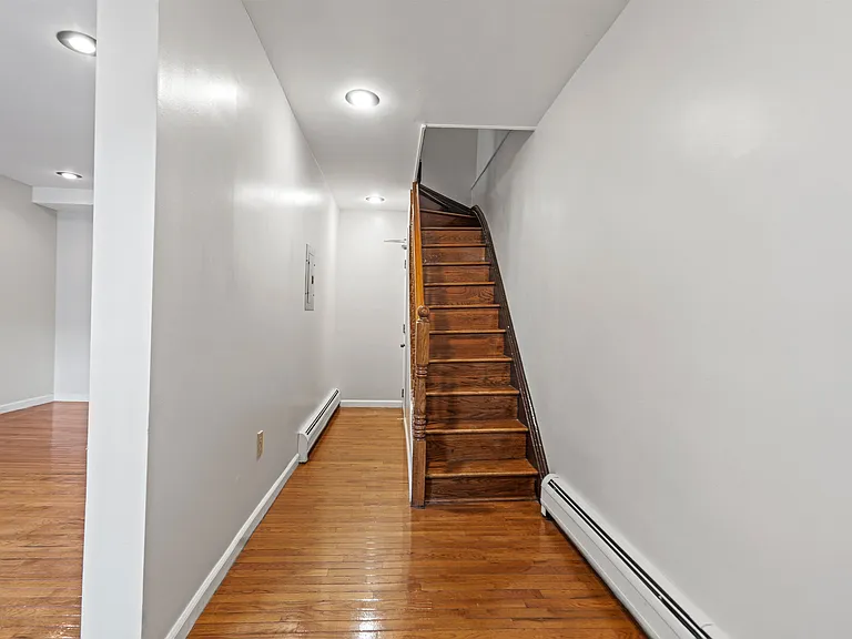 800 Ocean Ave #1 — Photo 28