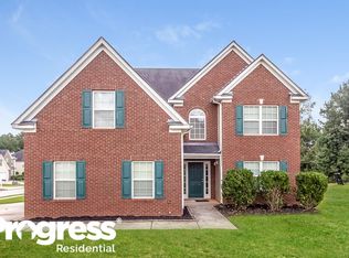 331 Cobblestone Ct, Hampton, GA 30228