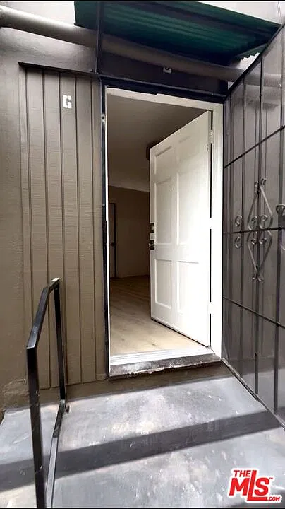2 bed, 1.0 bath, 800 sqft, $2,295 — Photo 4