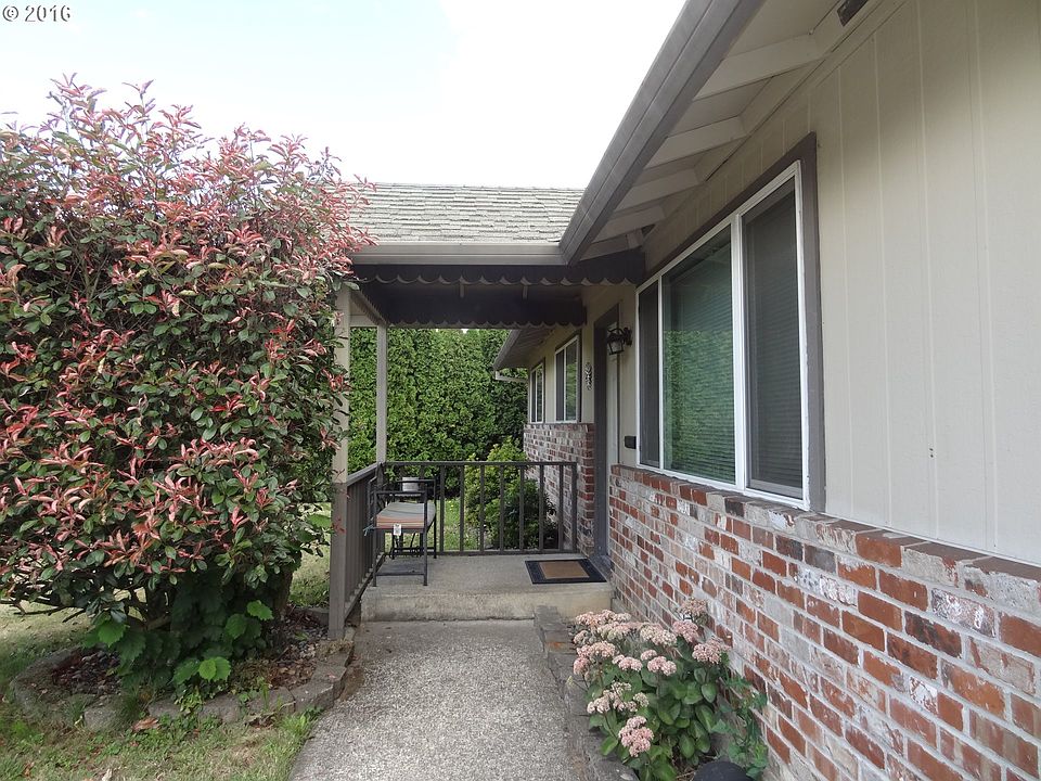 1st image of 7403 NE 67th Ave