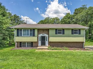 15491 County Airport Rd, East Liverpool, OH 43920