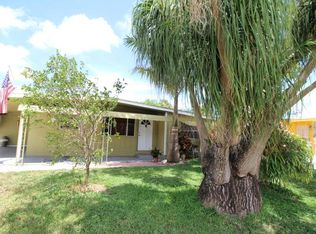 730 Hibiscus Dr, Royal Palm Beach, FL 33411