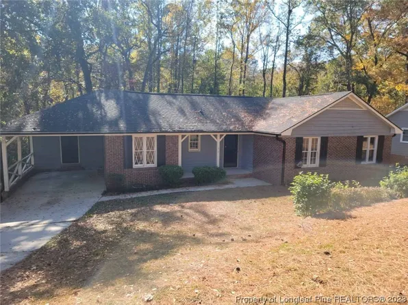 1812 Swann St, Fayetteville, NC 28303