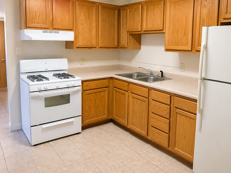 206 W Washington St — Photo 3