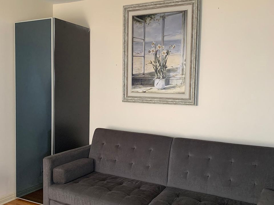 1st image of 7162 Beverly Blvd