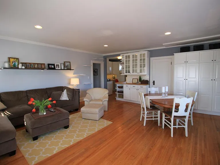 4033 Park Ave #2 — Photo 1