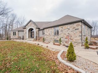 6931 Lewis Center Rd, Galena, OH 43021