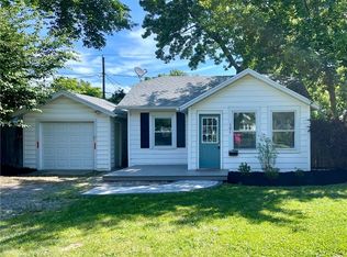 101 Westwood Dr, Rochester, NY 14616