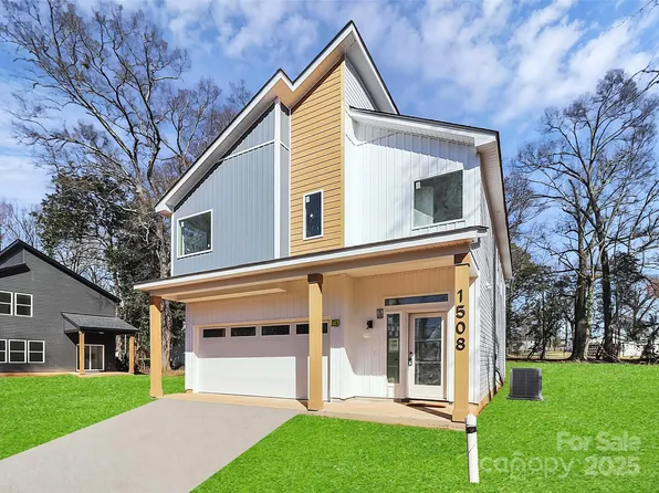 1508 Oak St, Charlotte, NC 28269