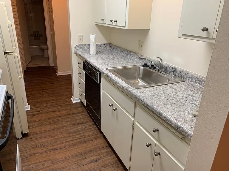 2122 Allen Blvd #28 — Photo 1