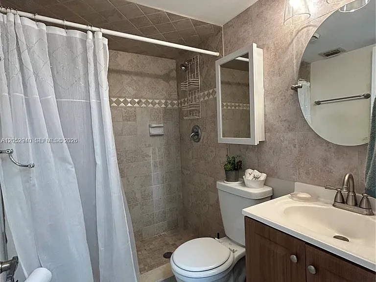 200 Gate Rd #202 — Photo 7
