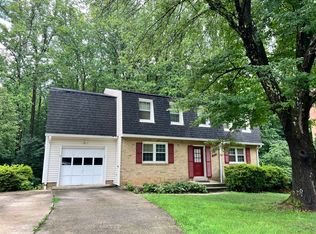 4790 Catterick Ct, Fairfax, VA 22032