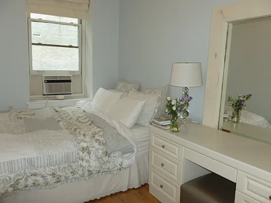 Rented by M.Woods & Associates | media 14