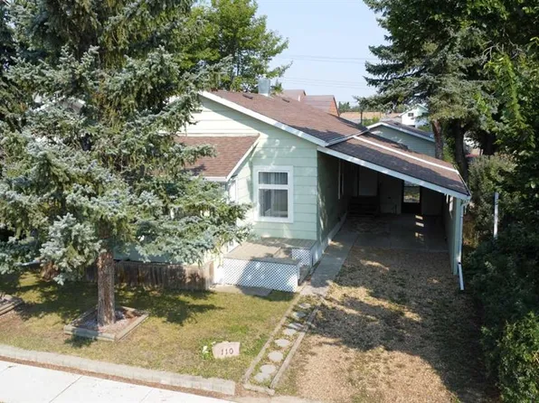 110 S 5th Ave W, Hanna, AB T0J 1P0