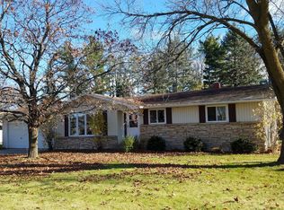 512 Johnson St, Pulaski, WI 54162