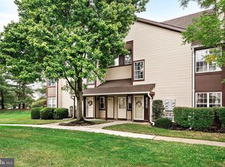 298 Andover Pl, Robbinsville, NJ 08691