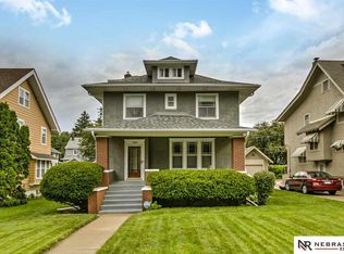 3328 Walnut St, Omaha, NE 68105