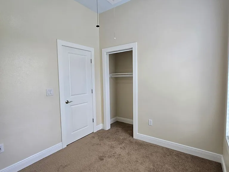 1818 Elvin Dr #B — Photo 13