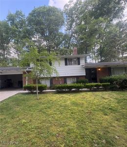 6701 Westview Dr, Brecksville, OH, 44141