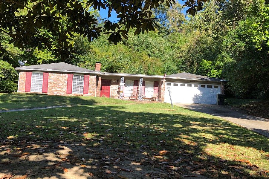 1st image of 1413 Wisteria Dr