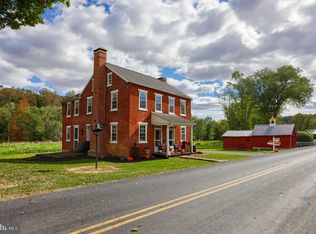 97 Zartman Mill Rd, Lititz, PA 17543