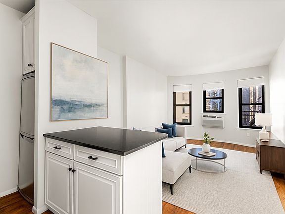 5th image of 160 E 91st St APT 7N