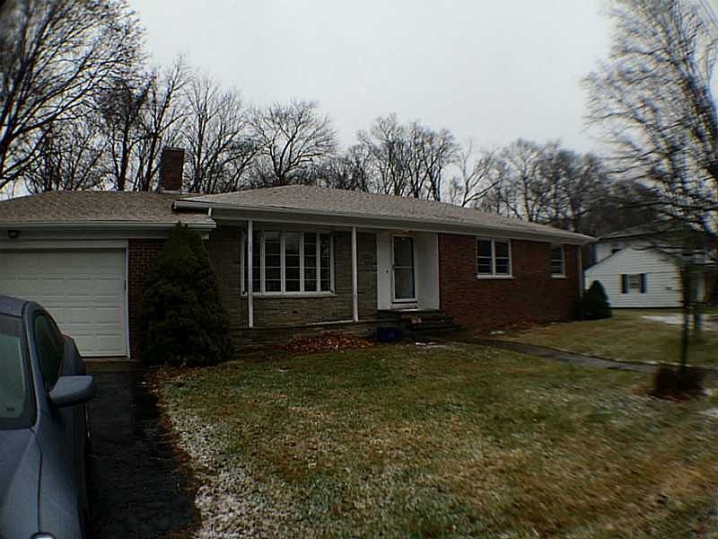 1st image of 27 Golini Dr