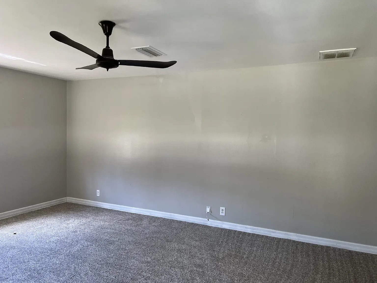 1 bed, 1.0 bath, $1,200 — Photo 3