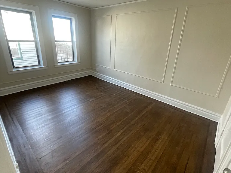 125 Osborne Ter #14R — Photo 3