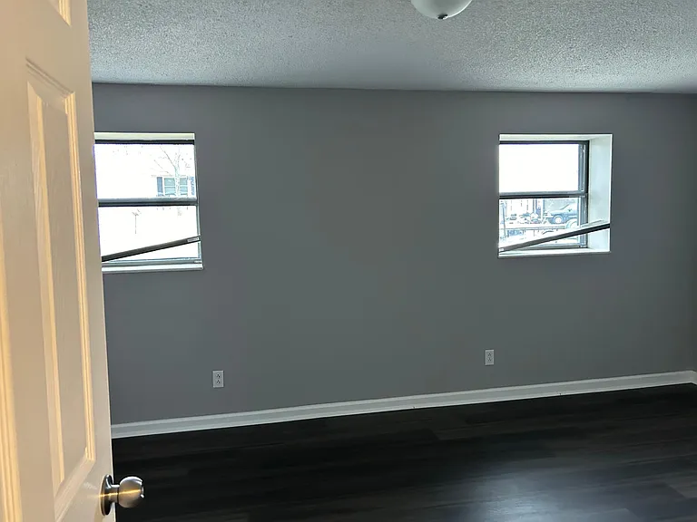 1022 Persimmon Dr — Photo 9