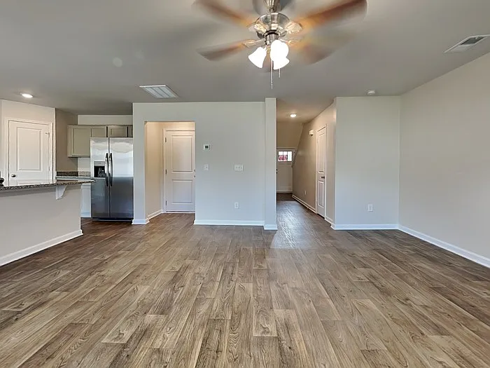 107 Boat Club Ln — Photo 6